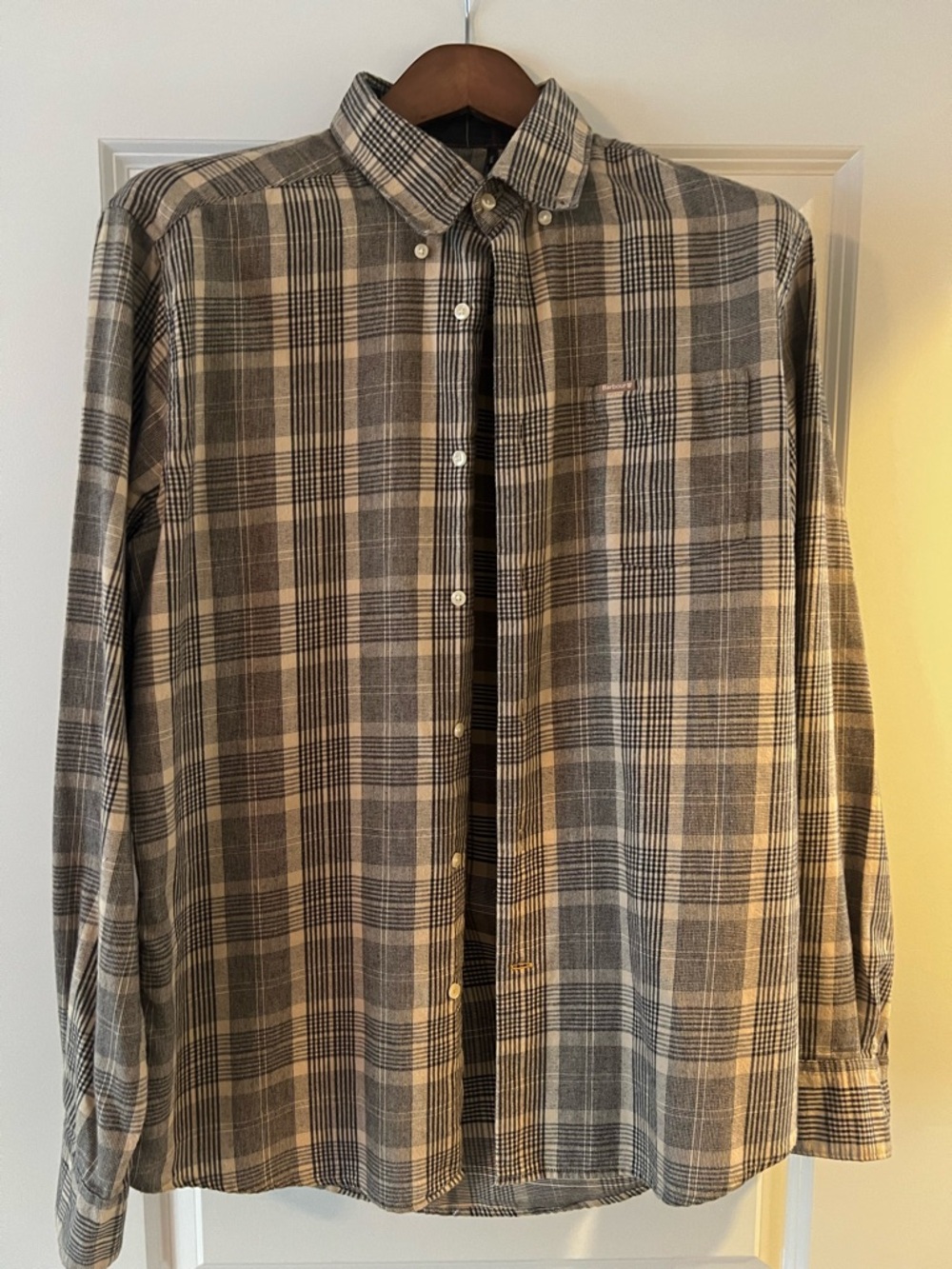 Babour Men's Plaid Button-Down Shirt